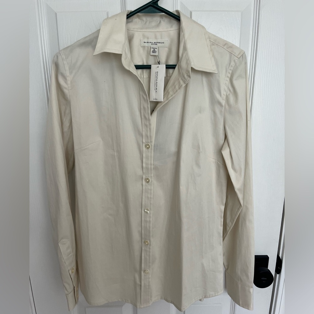 NWT Banana Republic Cream Shirt